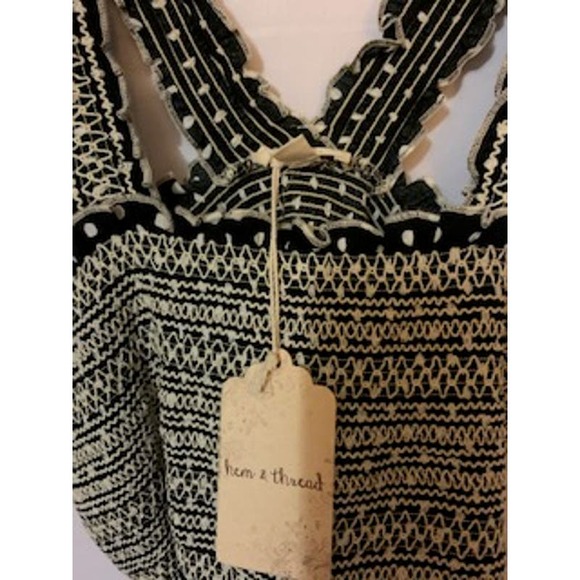 Hem & Thread Smocked Cropped Black/White Elastic Tank Large New with Tag - Picture 2 of 5